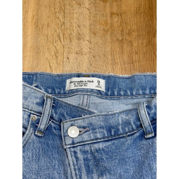 Abercrombie & Fitch Light Wash The 90s Straight Ultra High Rise 8R - Picture 9 of 9